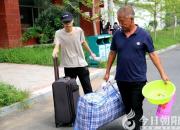 快看，朝陽(yáng)工校秋季新生報(bào)到場(chǎng)面太火爆啦?。ㄚw盼）