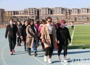 春風(fēng)暖陽，工校操場次第開放最美女人花