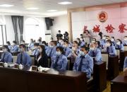 致敬抗疫英雄 凝聚奮進力量