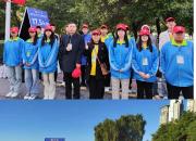 朝陽(yáng)工校志愿者為遼寧朝陽(yáng)馬拉松熱情護(hù)航（于萌萌 韓振文）