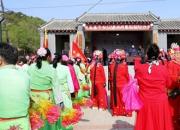 新媒體架金橋 古村落煥新顏——朝陽(yáng)市新媒體協(xié)會(huì)助力三道溝村第四屆牡丹季（節(jié)）綻放振興之光