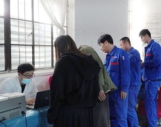 無償獻血我先行 愛心傳遞勇擔當——朝陽市直機關黨員干部職工積極參與冬季無償獻血活動